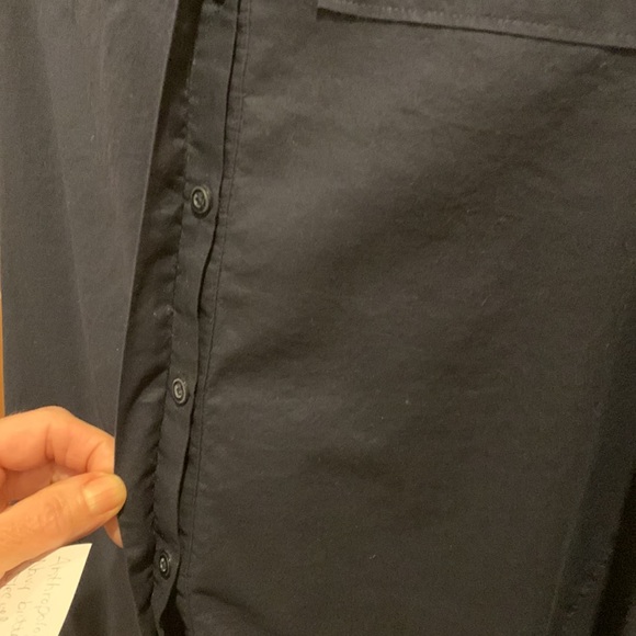 Anthropologie HD in Paris Navy Blue button down hi-low sleeveless tunic, size 8 - Picture 6 of 10